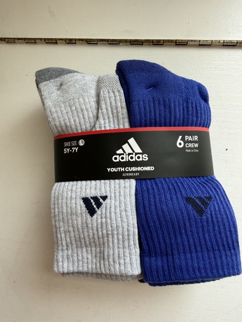 NWT Adidas Youth Cushioned AeroReady Crew Socks 6 Pair Size 5Y-7Y [jb]